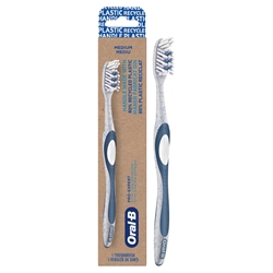 Εικόνα της Oral-B Pro Expert 80% Recycled Plastic Handle Medium Λευκό/Μπλε 1τμχ