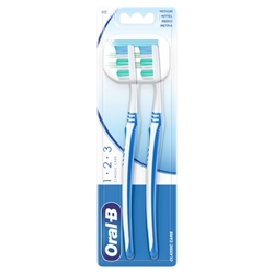 Εικόνα της Oral-B 123 Oδοντόβουρτσα Classic Care 40 Mέτρια 2 Tεμάχια